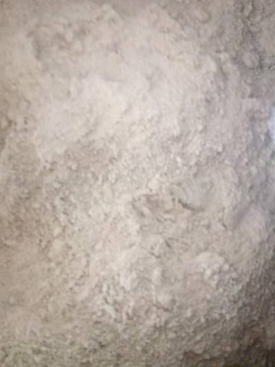 Bentonite clay