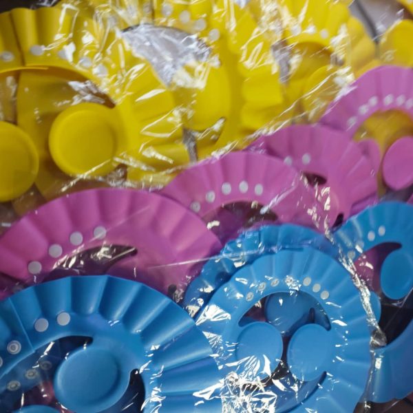 Kids' safety shampoo cap